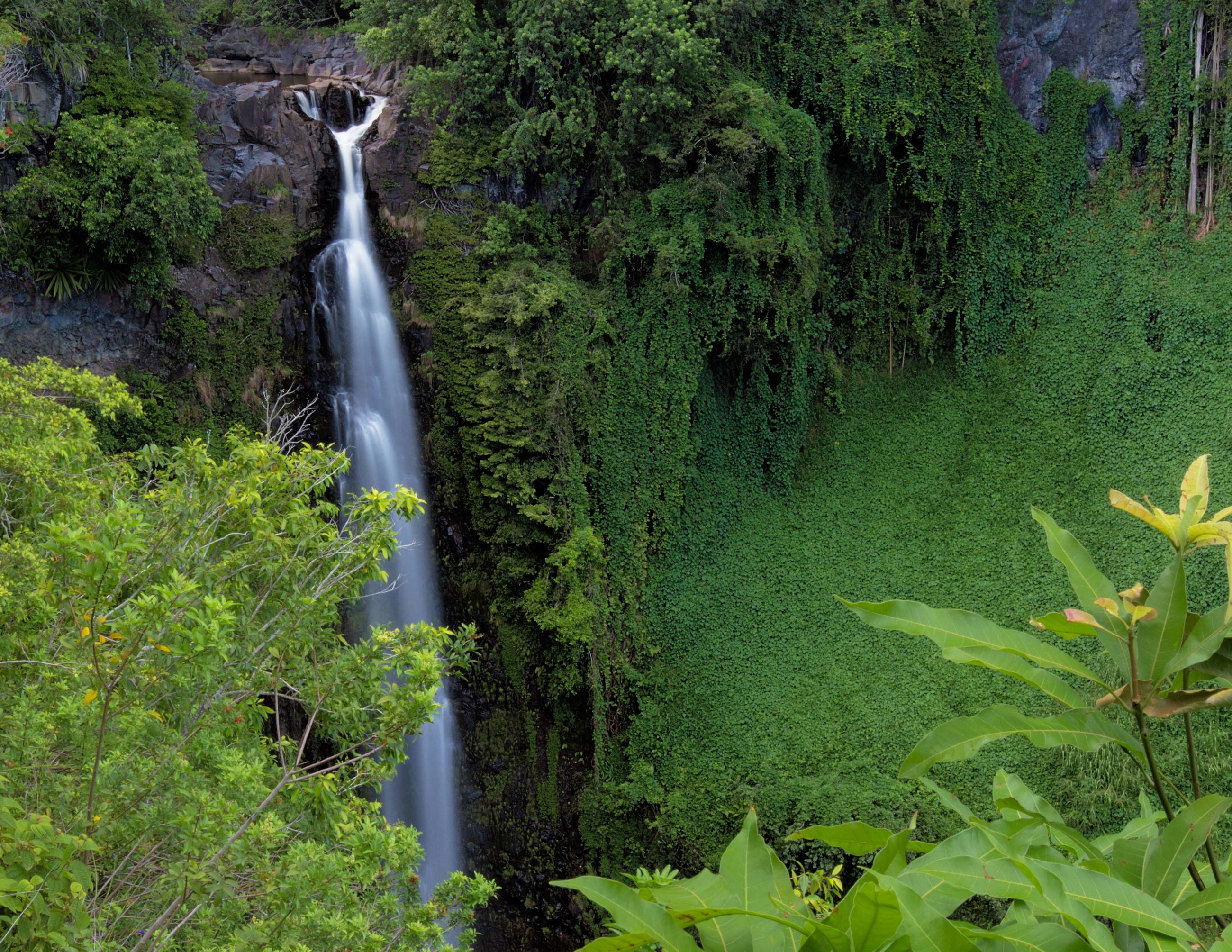 Makahiku Falls