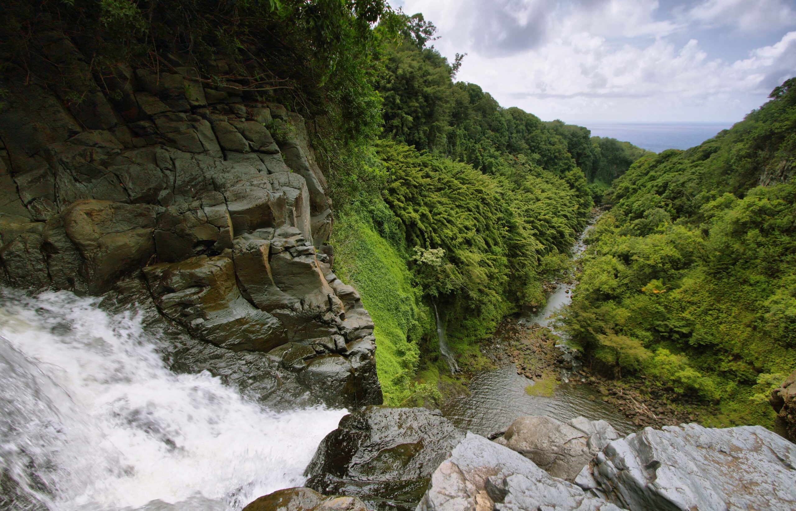 View from the edge of Makahiku falls in Waimoku falls trail, Maui island, Hawaii